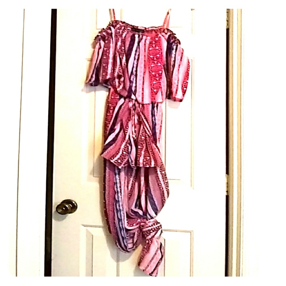 Short Romper, with Half Sleeves , Long Back Piece.